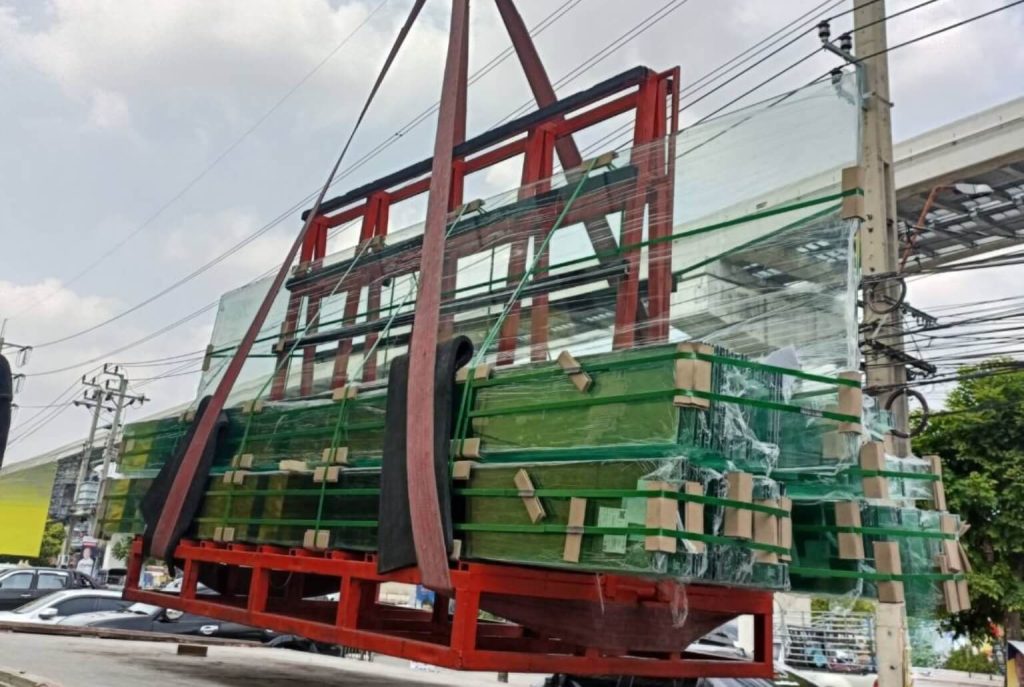 Địa chỉ xưởng cắt kính theo kích thước yêu cầu gần đây tại khu vực Hà Nội.