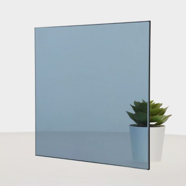 Kính màu xanh biển Thăng Long Glass