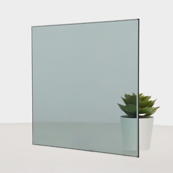 Kính màu xanh lá Thăng Long Glass